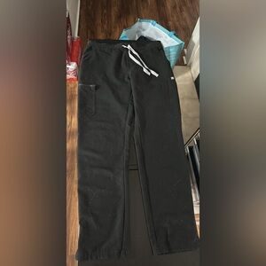 Women’s Figs scrub bottoms